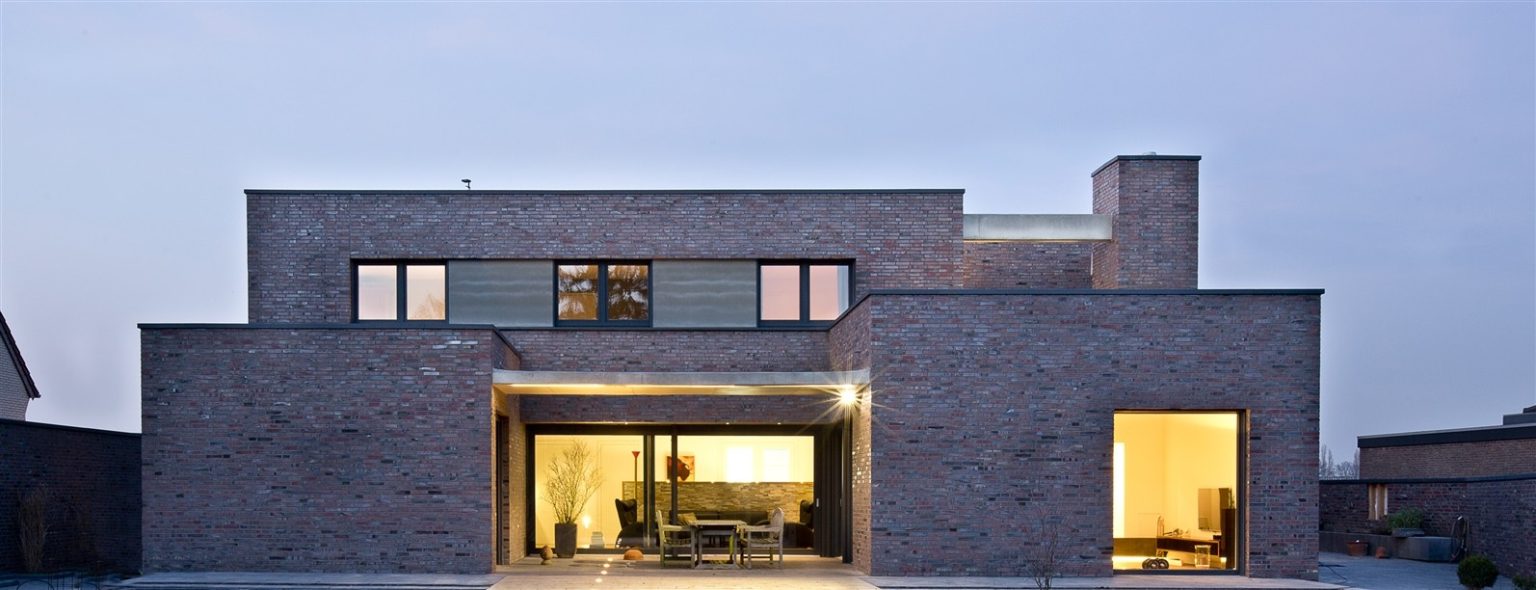 Wohnhaus in U-Form – Bild 2 von 6