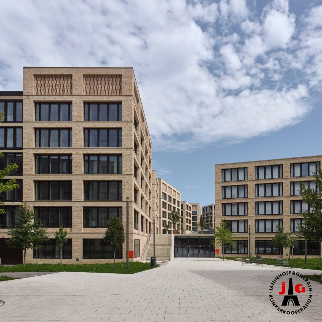 Firmencampus der Wüstenrot & Württembergische AG – Bild 1 von 6